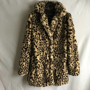 NWOT Leopard Print Faux Fur Coat